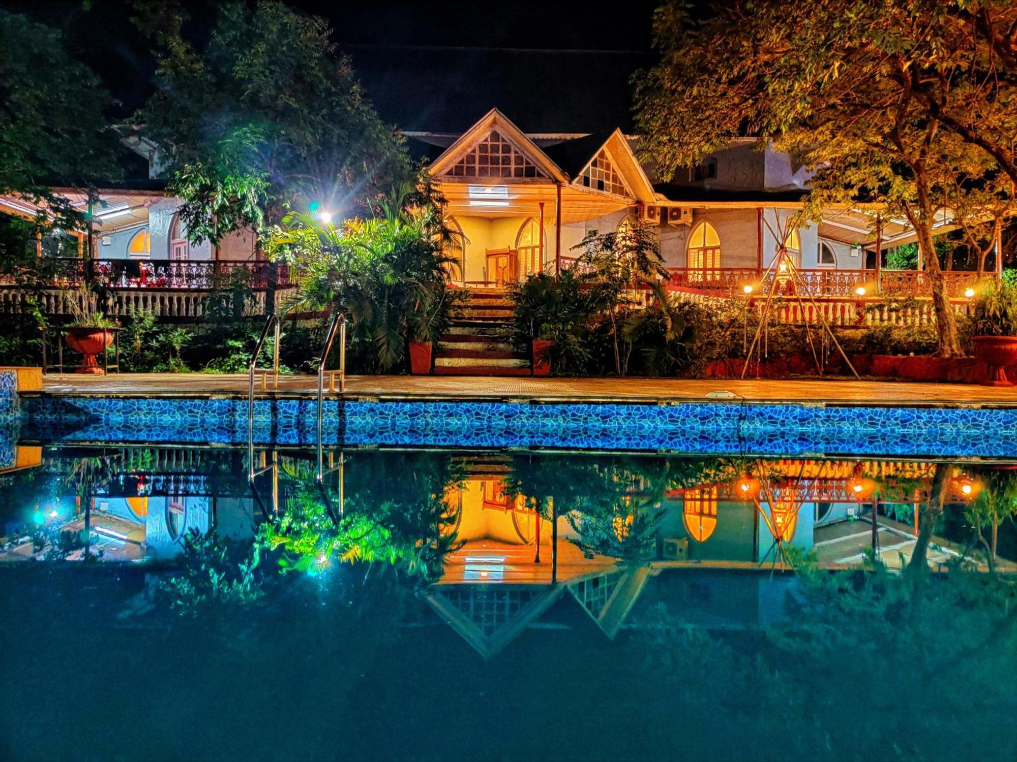 Ashok Hotel Matheran Exterior foto